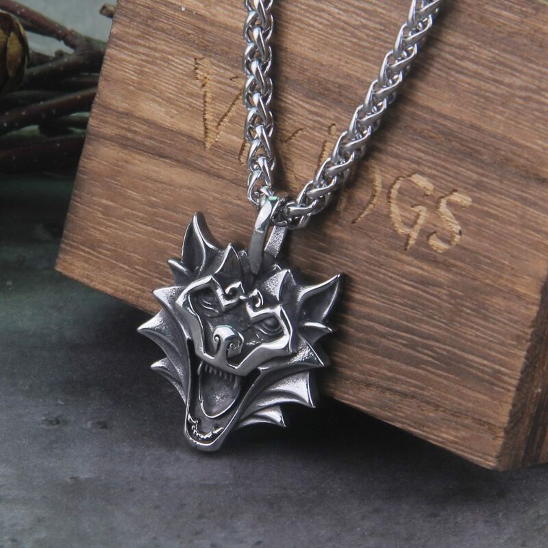 Vintage Viking Pendant Necklace Wolf Head Punk Fashion Stainless Steel 1