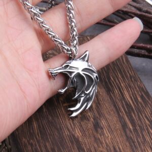 The Wizard Wolf Head Pendant Necklace for Geralt 3