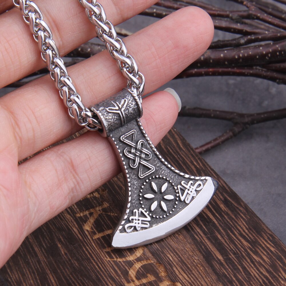 Thor's Axe Viking Pendant Necklace 2
