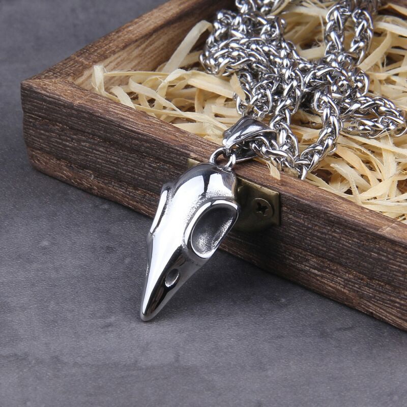 Norse Small Raven Skull Necklace 1
